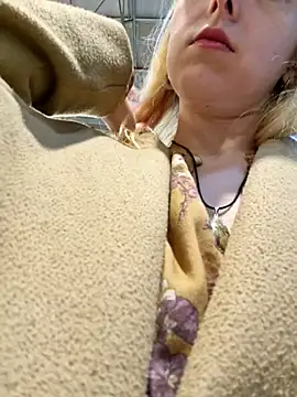 Snapshot of Public_Katrisha chatting on 7, 10, 2025 Public Katrisha online show from 7, 10, 2025