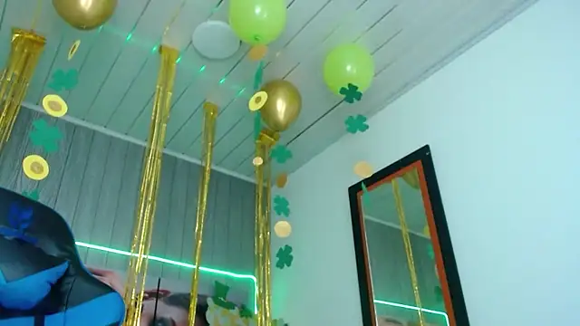 zoe connor19 online show from 20, 3, 2025