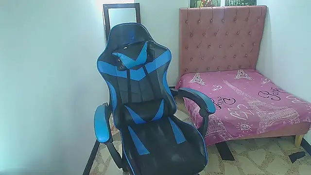 zoe connor19 online show from 21, 3, 2025