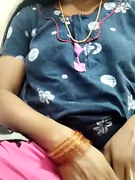 Snapshot of Tamilrojanew chatting on 28, 11, 2025 Tamilrojanew online show from 28, 11, 2025