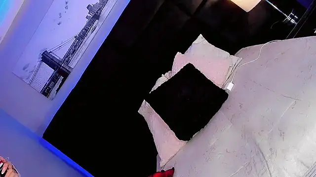 Shanelengel online show from 9, 2, 2025