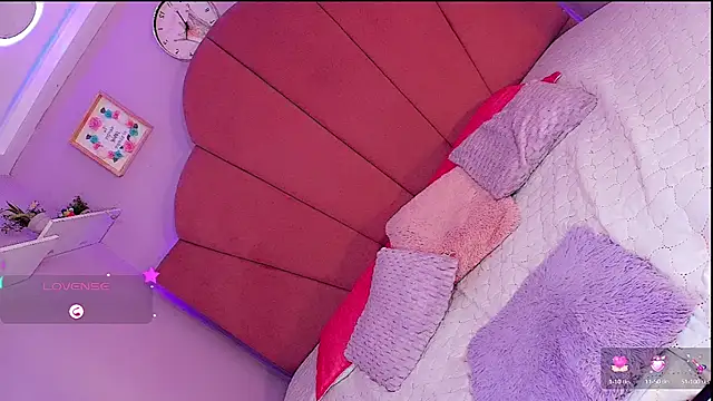 Shanelengel online show from 5, 3, 2025