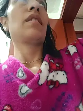 chloewildd  online show from 21, 9, 2025