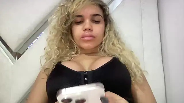 brithneysquirt online show from 23, 12, 2025