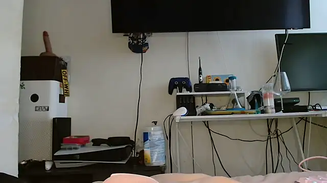 DirtyDi97 online show from 12, 9, 2025