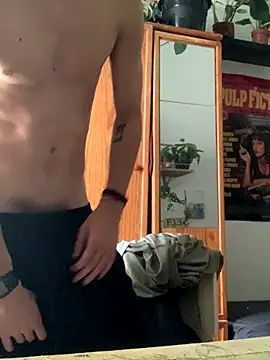 Snapshot of yagoSanchez01 chatting on 31, 10, 2025 yagoSanchez01 online show from 31, 10, 2025