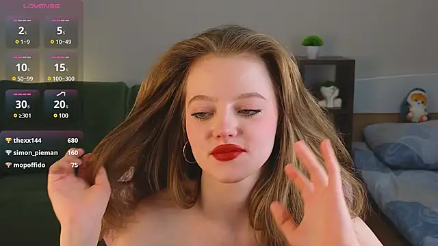 Snapshot of Eveleen_Soleen chatting on 15, 12, 2024 Eveleen Soleen online show from 15, 12, 2024