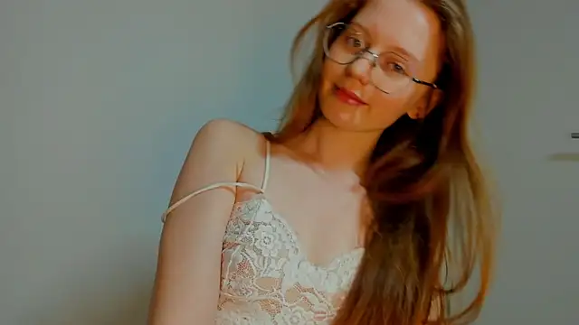 Fire Luna online show from 5, 2, 2025