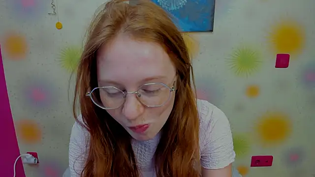 Fire Luna online show from 13, 9, 2025