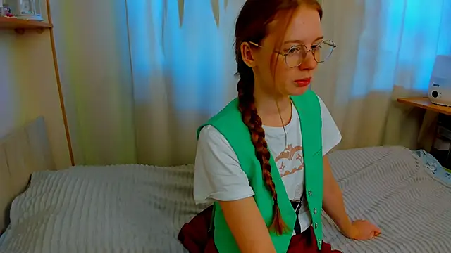 Fire Luna online show from 14, 11, 2025