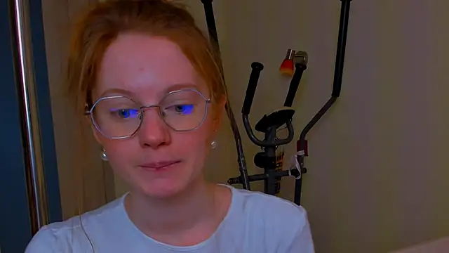 Snapshot of Fire_Luna chatting on 5, 2, 2026 Fire Luna online show from 5, 2, 2026