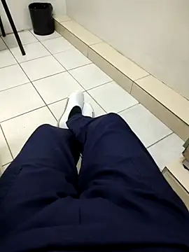 Snapshot of gatmoreno1 chatting on 23, 9, 2025 gatmoreno1 online show from 23, 9, 2025