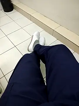 Snapshot of gatmoreno1 chatting on 2, 10, 2025 gatmoreno1 online show from 2, 10, 2025