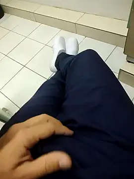 gatmoreno1 online show from 9, 1, 2026