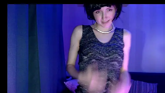 Snapshot of LilyXSky chatting on 21, 2, 2025 LilyXSky online show from 21, 2, 2025