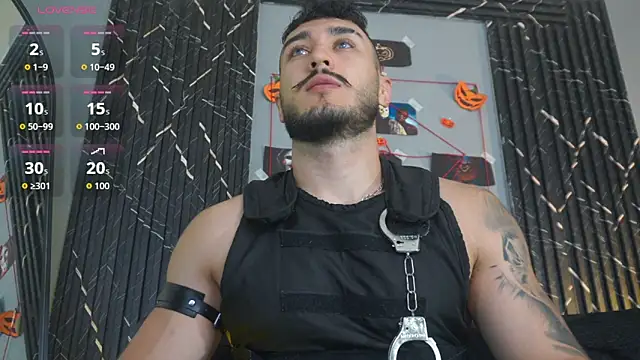 Snapshot of Zionmattis chatting on 30, 10, 2025 Zionmattis online show from 30, 10, 2025