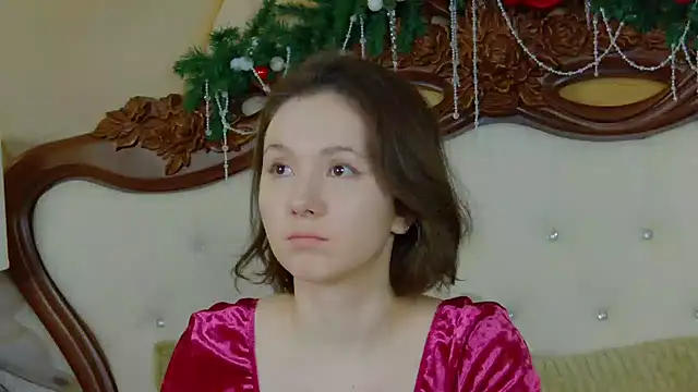 Snapshot of IreneRaye chatting on 8, 1, 2025 IreneRaye online show from 8, 1, 2025