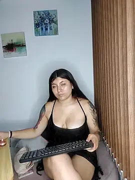 carolayrosse online show from 2, 11, 2025