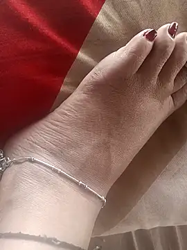 lakey91girl online show from 8, 2, 2026