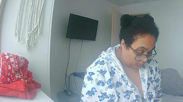 vanilla chocolate23 online show from 16, 2, 2026