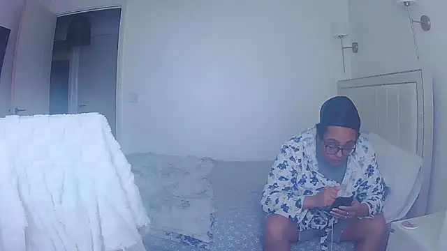 vanilla chocolate23 online show from 24, 4, 2026