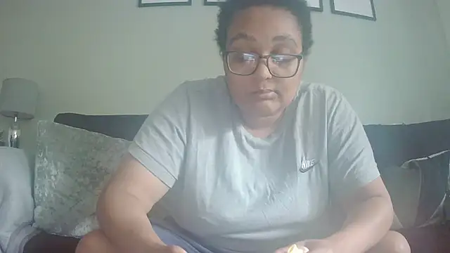 Snapshot of vanilla_chocolate23 chatting on 30, 6, 2026 vanilla chocolate23 online show from 30, 6, 2026