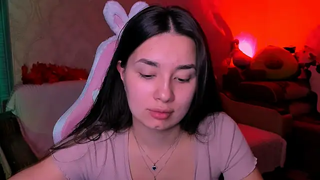 Swee Alicee online show from 1, 11, 2025