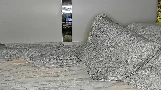 denlover1 online show from 30, 1, 2025