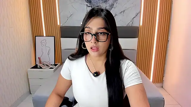 Alyssapark online show from 4, 12, 2025