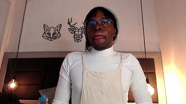 Snapshot of candy_lovee69 chatting on 28, 2, 2025 candy lovee69 online show from 28, 2, 2025