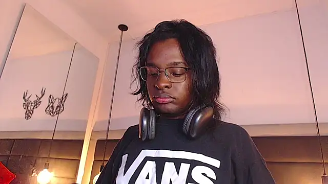 Snapshot of candy_lovee69 chatting on 24, 10, 2025 candy lovee69 online show from 24, 10, 2025