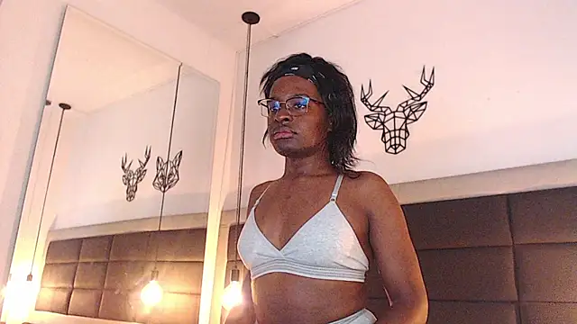 Snapshot of candy_lovee69 chatting on 1, 11, 2025 candy lovee69 online show from 1, 11, 2025