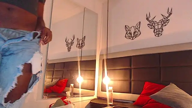 Snapshot of candy_lovee69 chatting on 20, 11, 2025 candy lovee69 online show from 20, 11, 2025