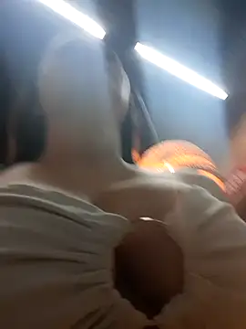 girl milk1 online show from 3, 12, 2024