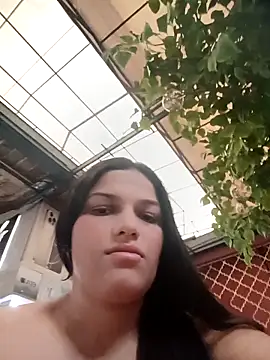 girl milk1 online show from 13, 11, 2025