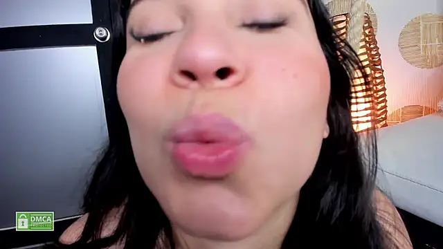 Snapshot of aisha__ chatting on 20, 12, 2024 aisha online show from 20, 12, 2024