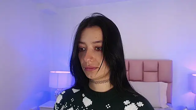 Snapshot of Zoe_Vixen chatting on 17, 12, 2024 Zoe Vixen online show from 17, 12, 2024