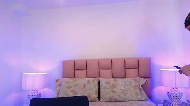 Snapshot of Zoe_Vixen chatting on 23, 12, 2024 Zoe Vixen online show from 23, 12, 2024