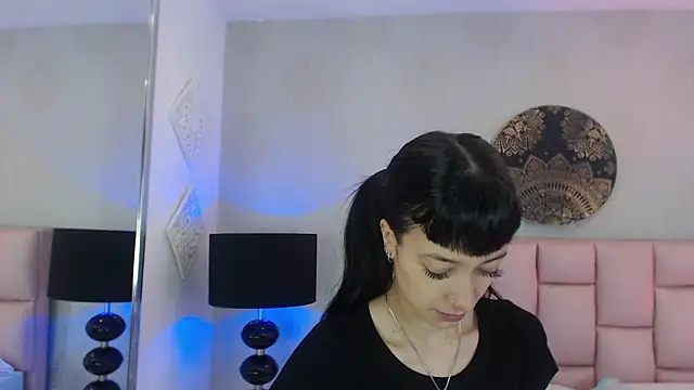 Snapshot of Zoe_Vixen chatting on 12, 3, 2025 Zoe Vixen online show from 12, 3, 2025