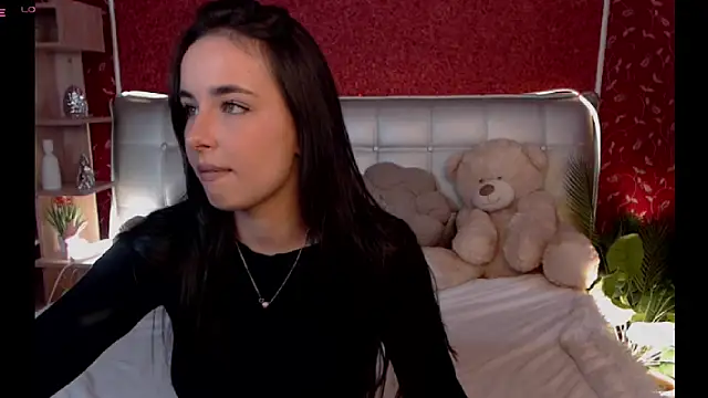 AuroraAksnesss online show from 13, 9, 2025