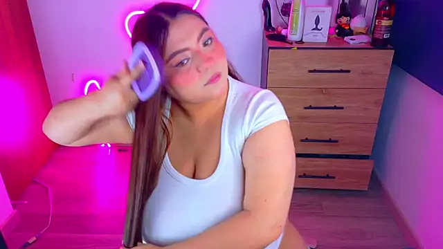 Snapshot of Rebeca_charme21 chatting on 9, 10, 2025 Rebeca charme21 online show from 9, 10, 2025