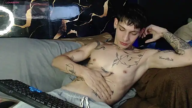 Snapshot of Apolo_Hidalgo01 chatting on 18, 4, 2026 Apolo Hidalgo01 online show from 18, 4, 2026