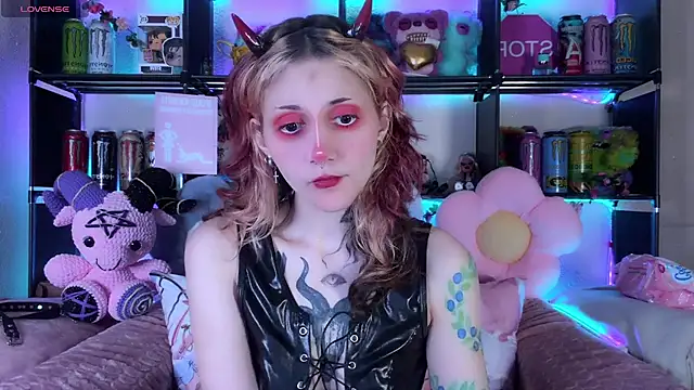Snapshot of _Devill_Baby chatting on 10, 6, 2026 Devill Baby online show from 10, 6, 2026
