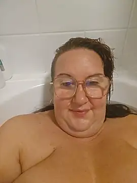 Snapshot of Bekahblows chatting on 31, 10, 2025 Bekahblows online show from 31, 10, 2025