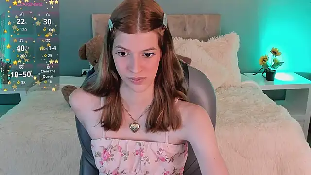 Nora Vennucci online show from 9, 10, 2025