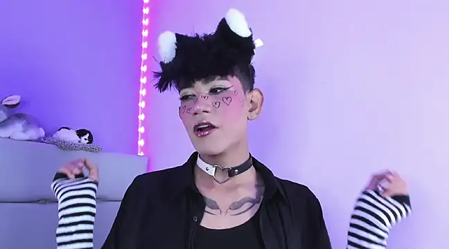 Snapshot of andrew_uwu_ chatting on 17, 3, 2025 andrew uwu online show from 17, 3, 2025