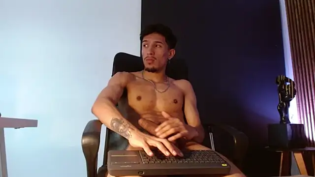 Snapshot of rafael_stone chatting on 29, 1, 2025 rafael stone online show from 29, 1, 2025