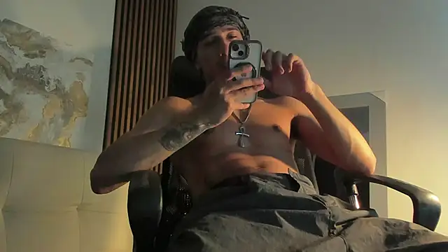 Snapshot of rafael_stone chatting on 22, 3, 2025 rafael stone online show from 22, 3, 2025