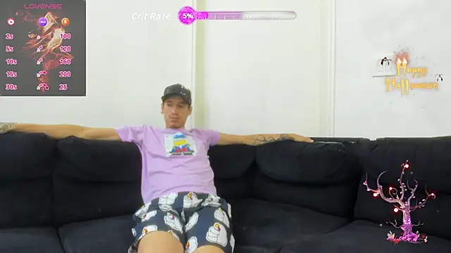 Snapshot of StrawwBoys chatting on 23, 11, 2025 StrawwBoys online show from 23, 11, 2025