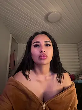 Snapshot of Anily_Lovely chatting on 11, 5, 2026 Anily Lovely online show from 11, 5, 2026